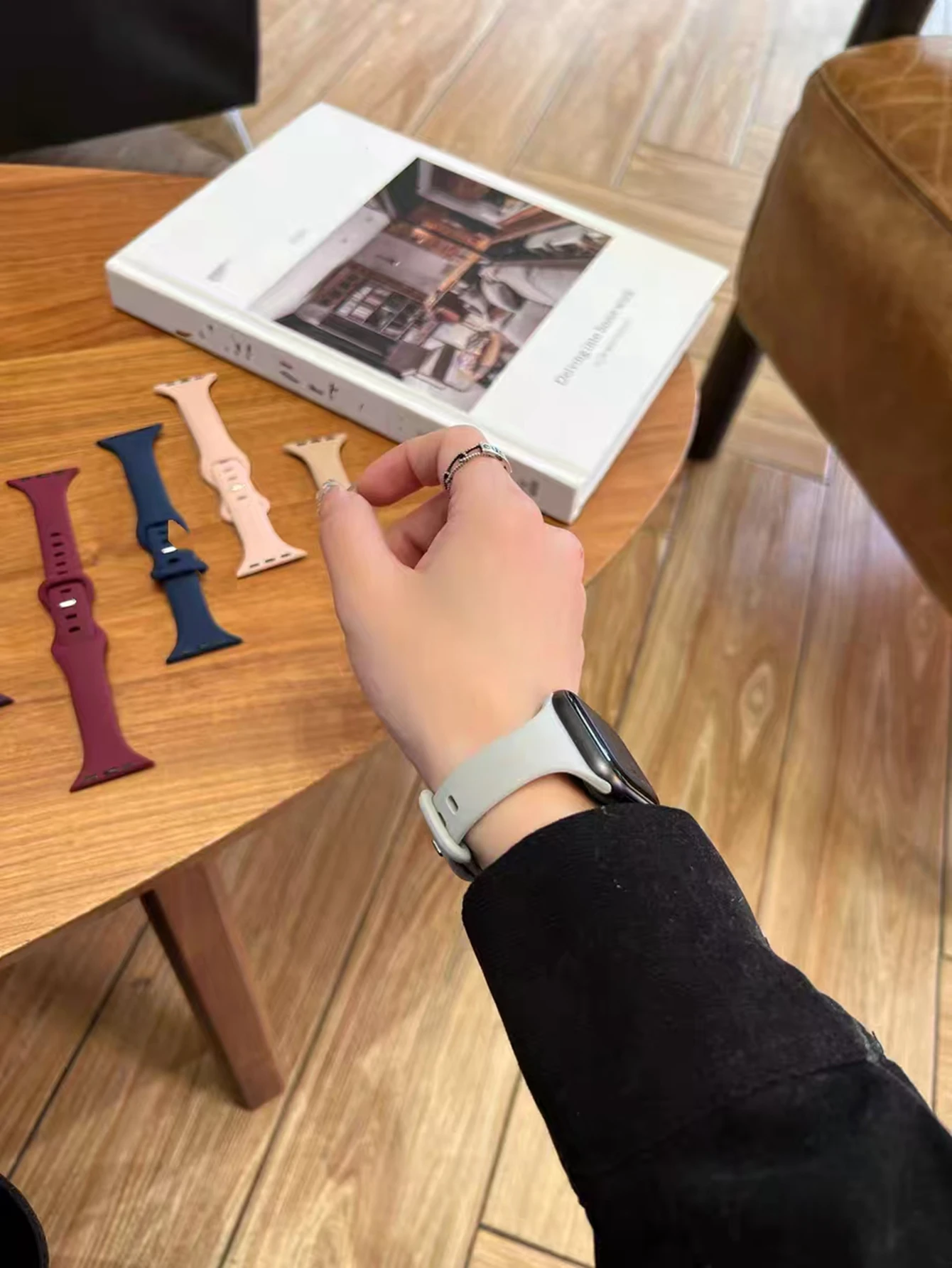 Silicone Sport Band for Women - Ultra Fashion Bracelet for Smartwatches