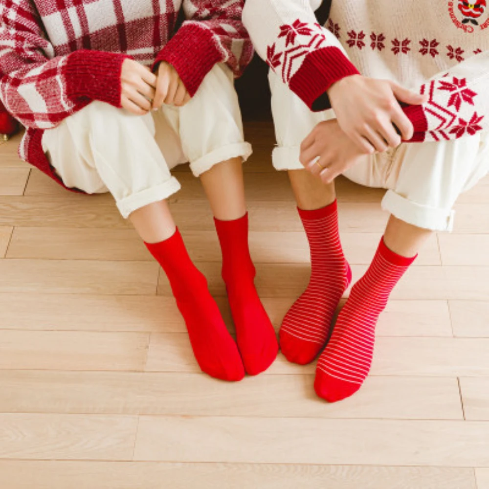 Chaussettes longues rayées à carreaux pour femmes, Harajuku, rétro, confortable, document rouge, mode pour dames, automne, hiver, nouveau
