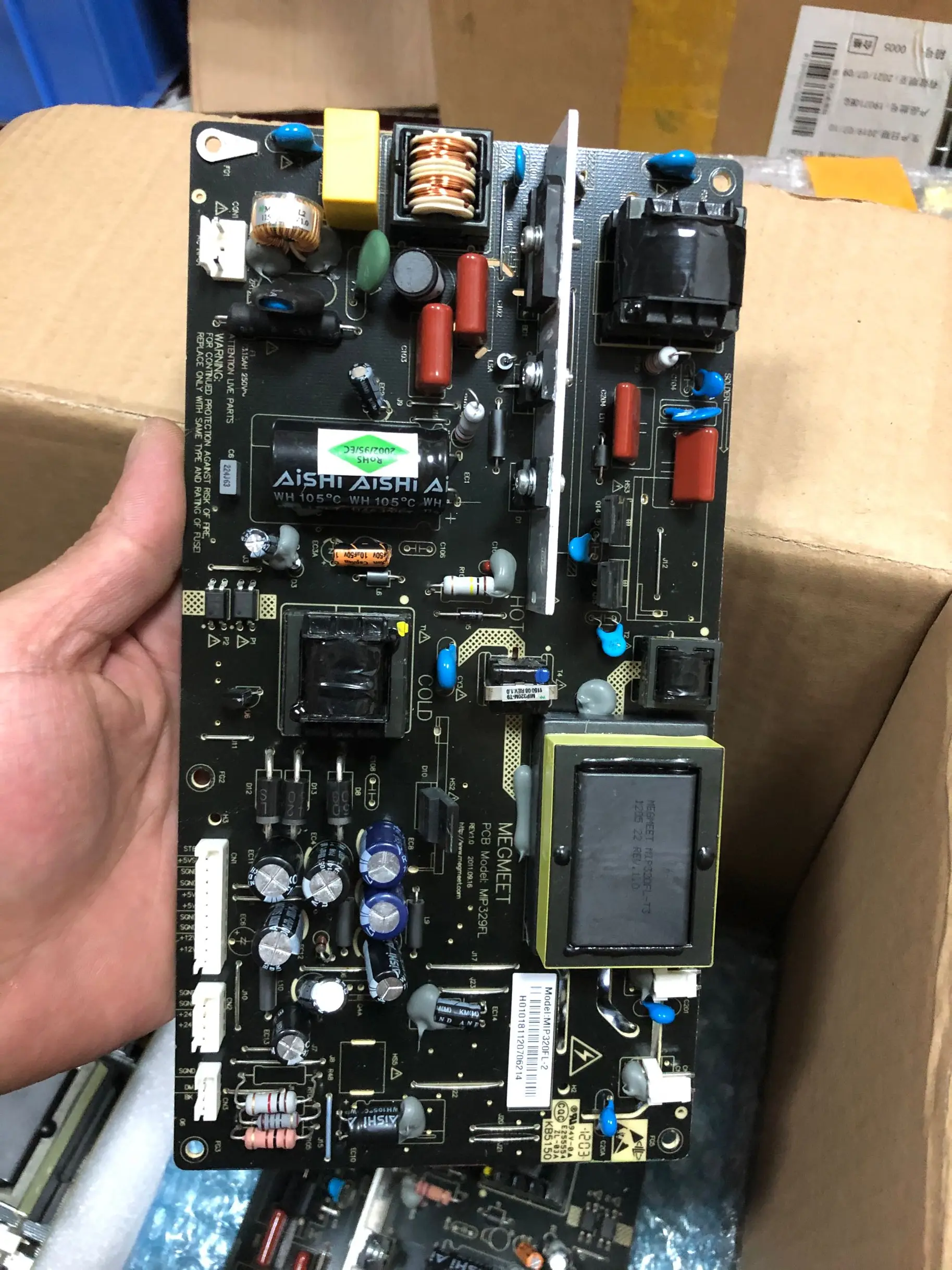 SZYLI хорошее качество оригинальный SL32W808 MIP329FL MIP320FL-2 REV: 1 0 spot | Электроника
