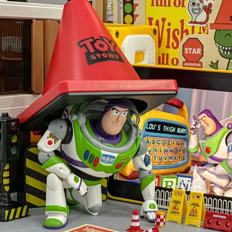 

Оригинальный дорожный блок Disney Buzz Lightyear, светящаяся серия историй игрушек 5 часов, долговечный орнамент, коллекционные игрушки для друзей X