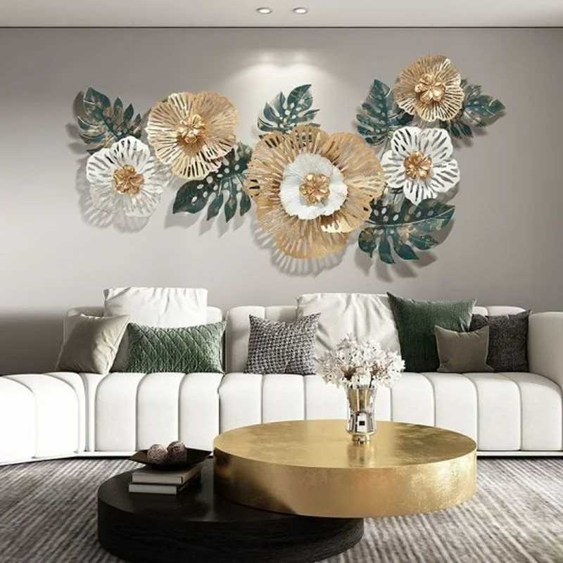 

Golden European Chinese Style Wrought Iron Wall Decoration Metal Box New Chinese Style Ginkgo Leaf Wall Hanging Wind Chime Decor