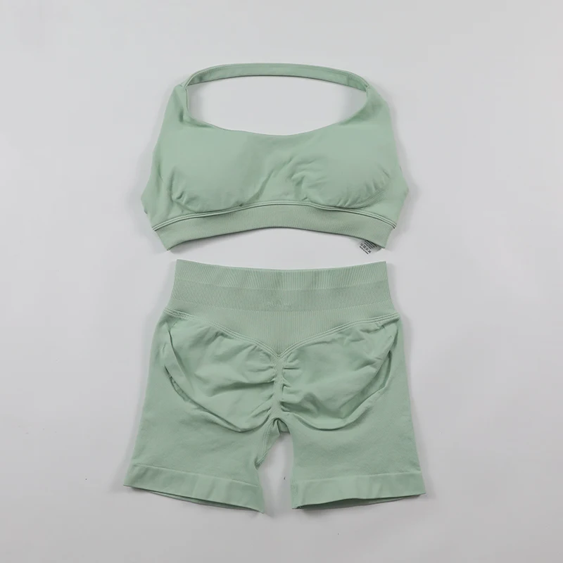 Plam Green