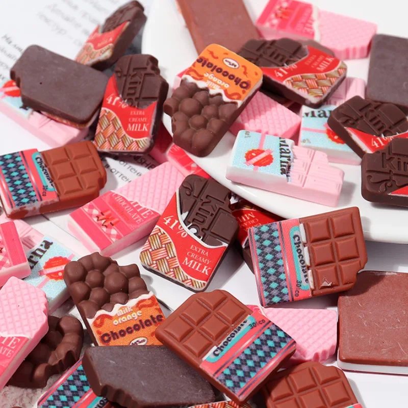 

10 Pcs Snacks DIY Simulation Milk Chocolate Pink Flat Back Doll House Decoration Accessories Realistic Mini Chocolates Ornament