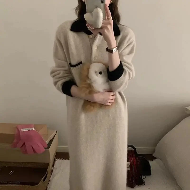 French high-end Winter Wool Knitted Dress Women's Autumn And Winter Commuting Design Lazy And Fashion Paired With Sweater Dress