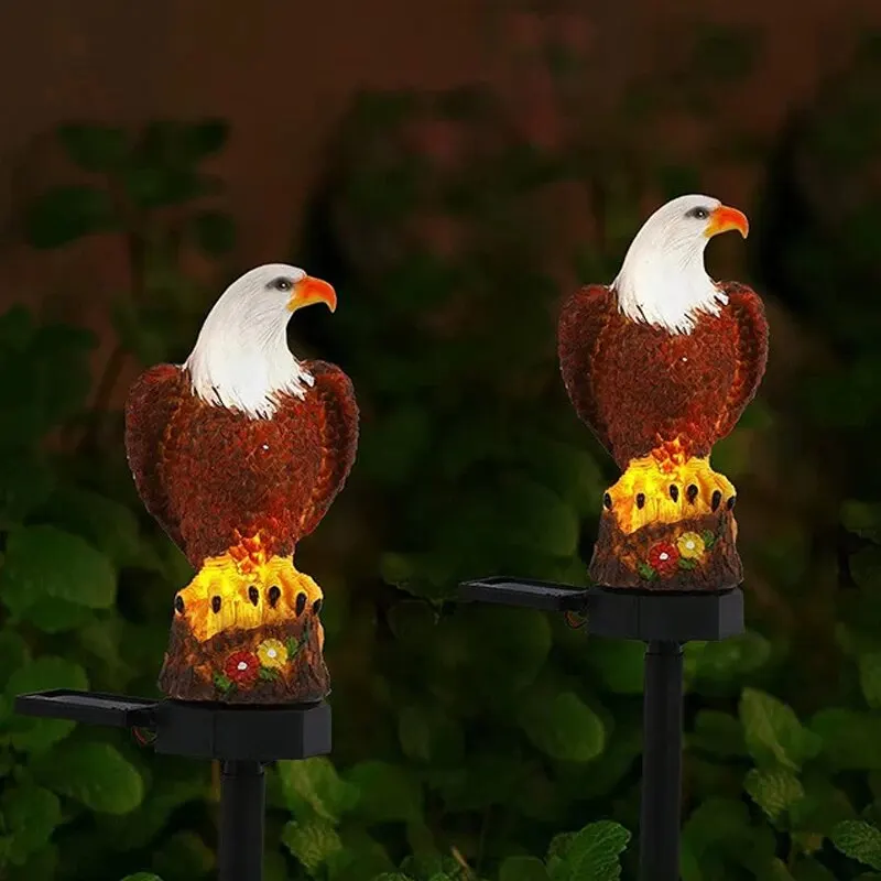 Solar Resin Eagle Lawn Lamp 2