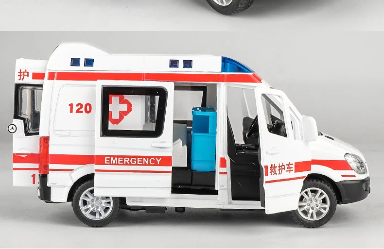 1:32 simulation ambulance model alloy pull back sound and light die-casting car toy police special car children's toy gift helicopter toys