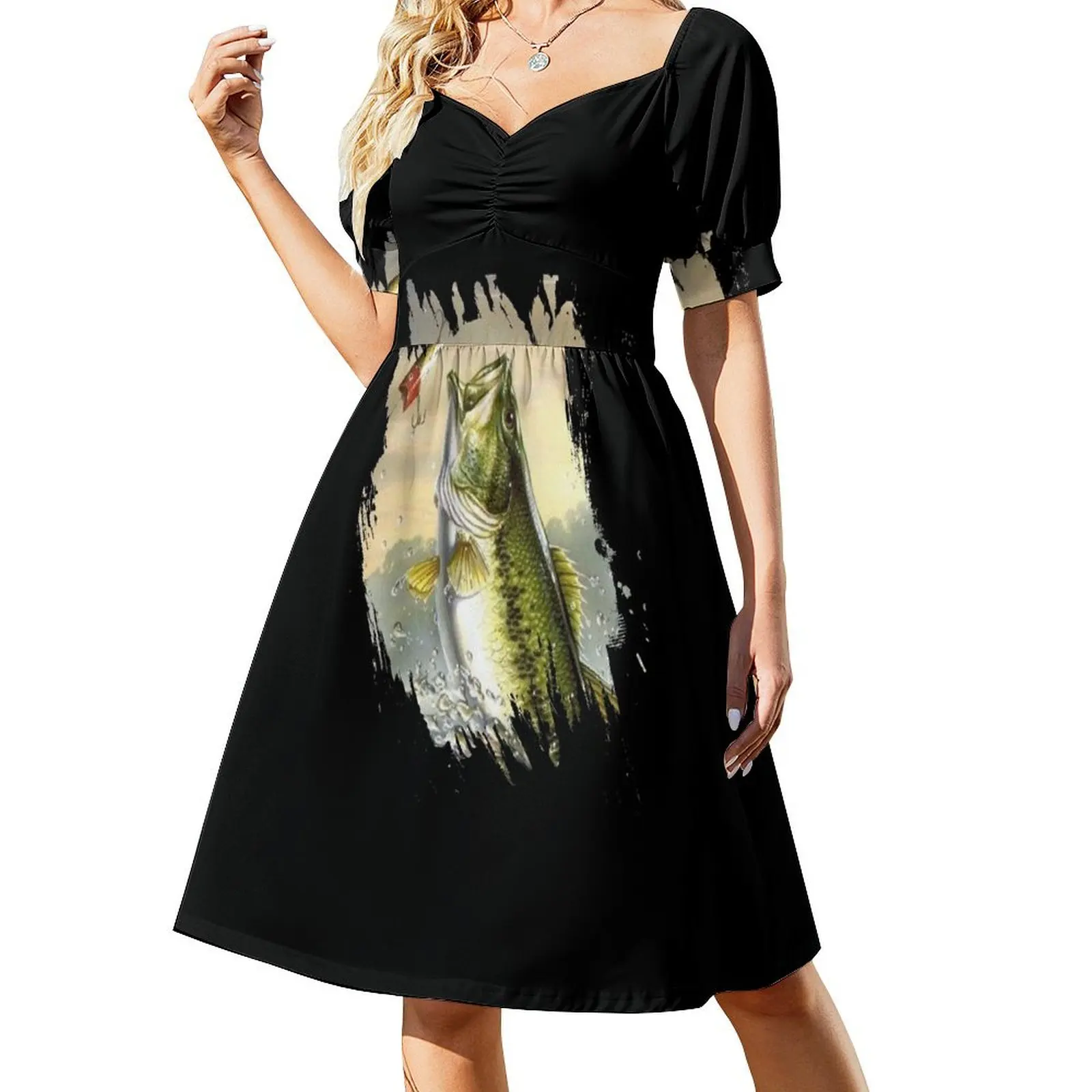thumbnail image 1 of Pesca de lubina negra para hombres. Vestido de manga corta para amantes de la caza de peces. Falda de mujer. Ropa de verano para mujer., 1 of 7