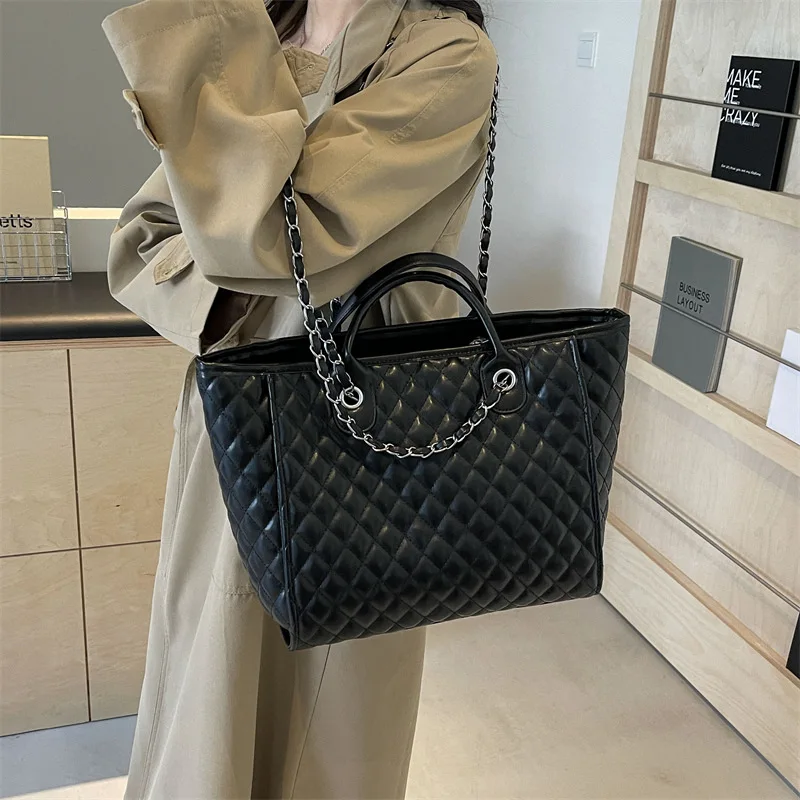 Diamond Plaid Large Chain Bag Women's 2024 Solid Color New Versatile Large Capacity Fashion Shoulder Handbag