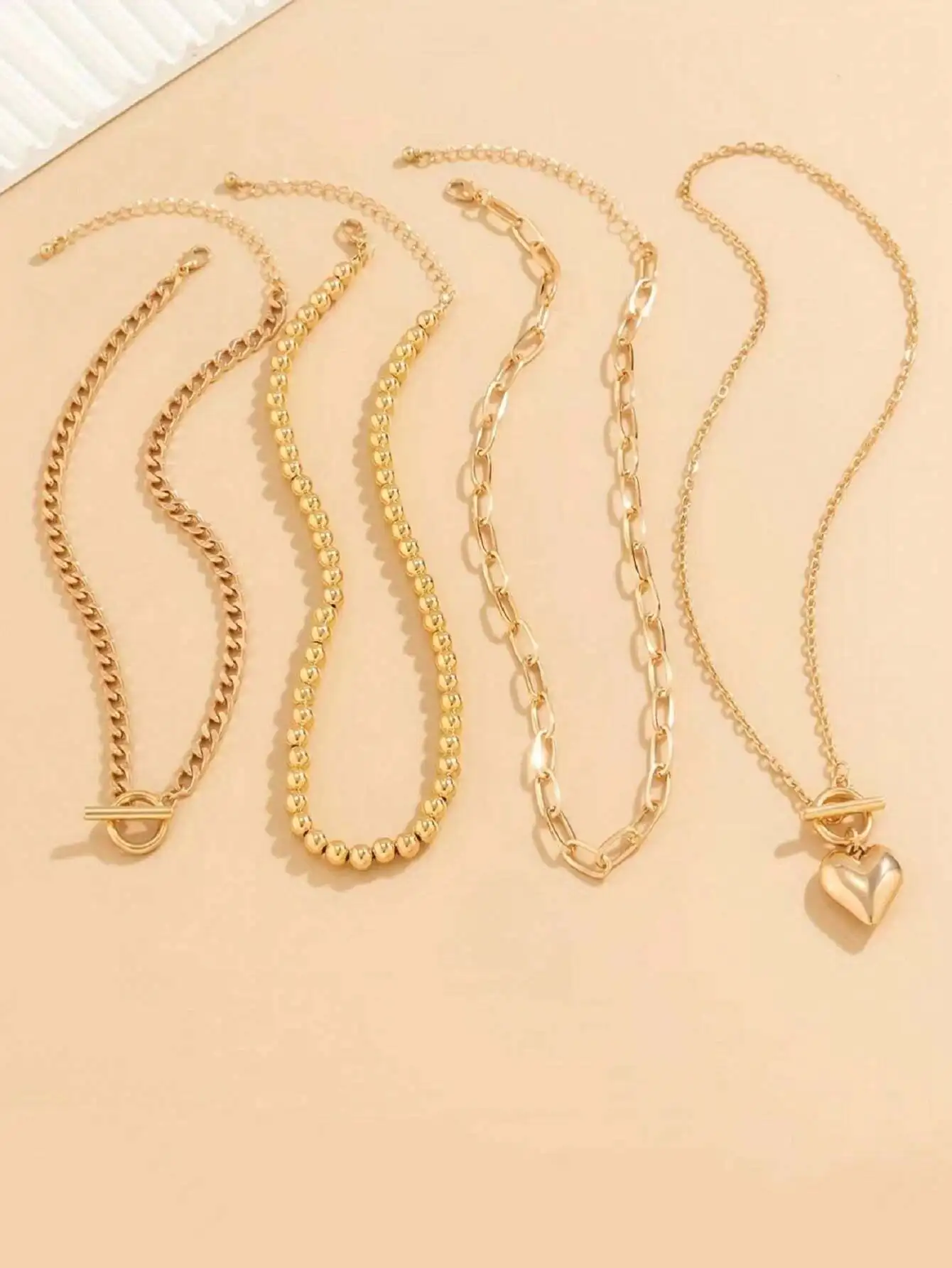 4pcs Vintage Necklaces, Heart Pendant Necklace Zinc Alloy Neck Chain, Simple OT Clavicle Necklace For Women