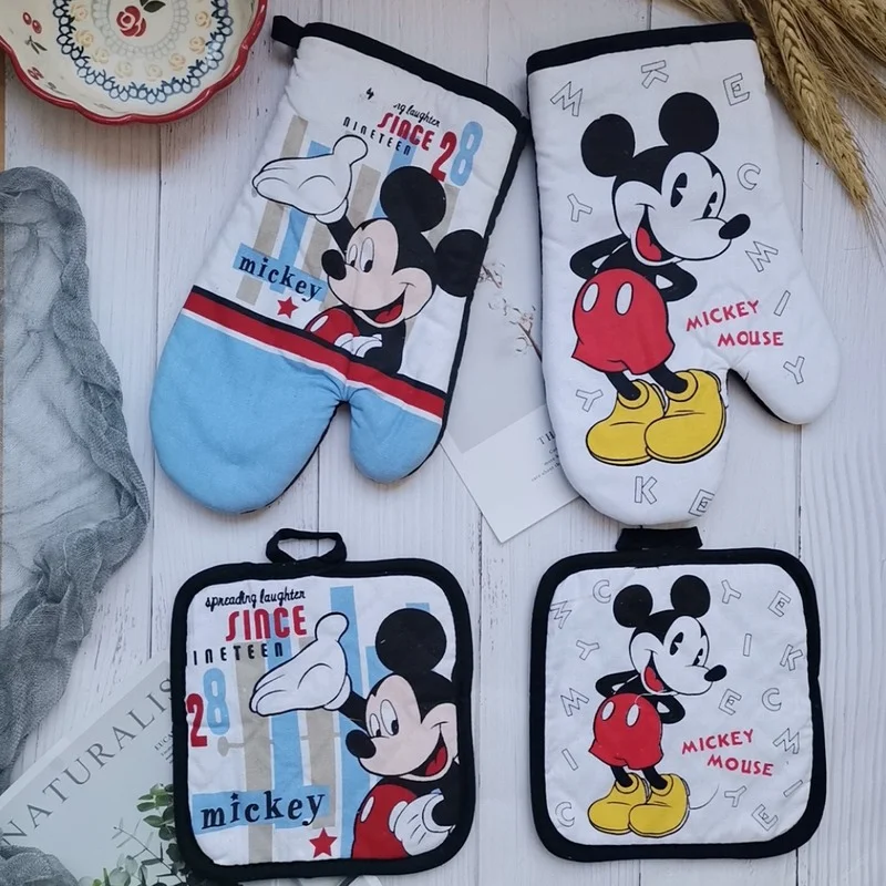 https://ae01.alicdn.com/kf/Sfe090ee15f0e476c99146ee84f04f27eB/2pcs-set-Disney-Mickey-Mouse-Oven-Mitts-Coasters-Suit-Cute-Animation-Pure-Cotton-Heat-Insulation-Gloves.jpg