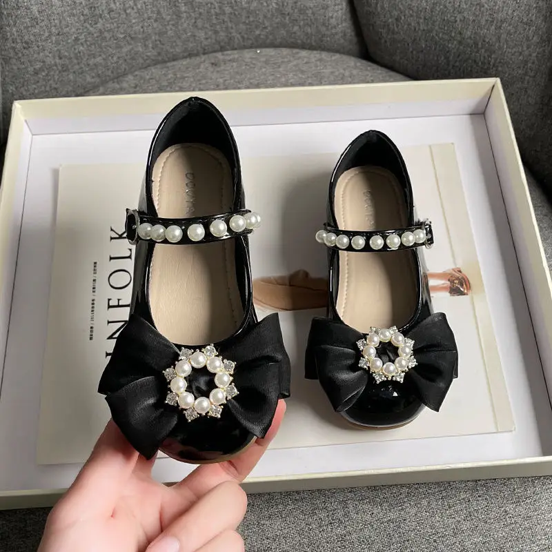 Girls Mary Jane Shoes New Soft Kids Fashion Girls Mary Jane Shoes Bow with Pearls Versatile Simple Children Casual Platform Moccasin Leather Shoes