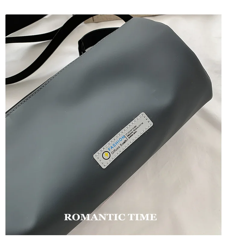 Cylindrical bag, women's bag, new trendy, lightweight, sports and leisure crossbody bag, large capacity shoulder bag_voghion.com