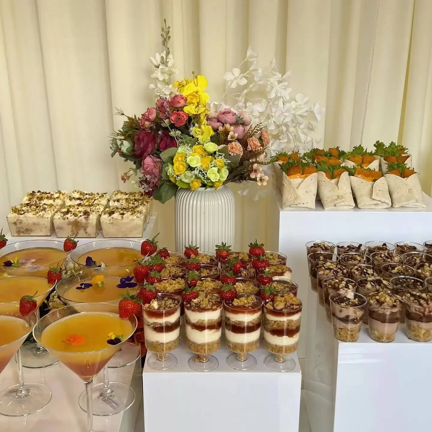 White Buffet Acrylic Riser Cube ,Decorative Acrylic Storage Boxes, Food Buffet Riser for Wedding, Party,Cakes 4