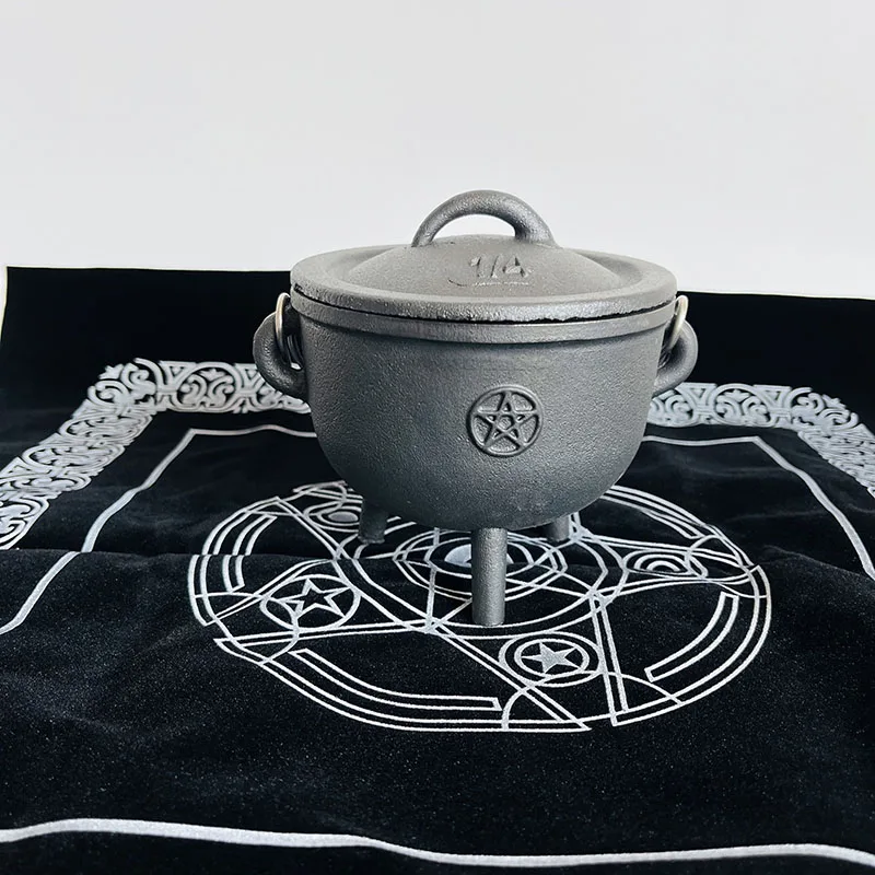 1/4 Cast Iron Caudlron Magic Pot Potjie Pot Crucible Wax Table