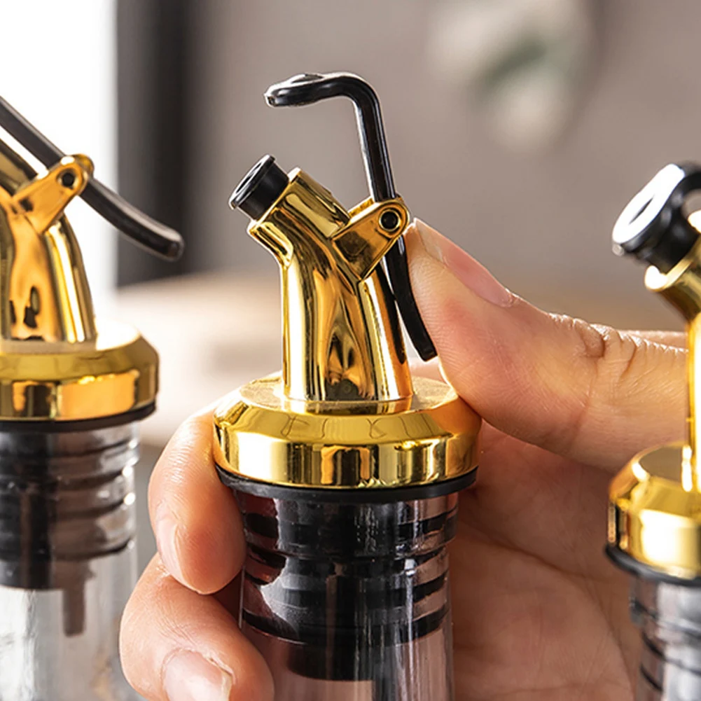 1-5PC Olive Oil Sprayer Drip Wine Pourers Liquor Dispenser Leak-proof  Nozzle Lock Sauce Boat Bottle Stopper Kitchen Bar BBQ Tool