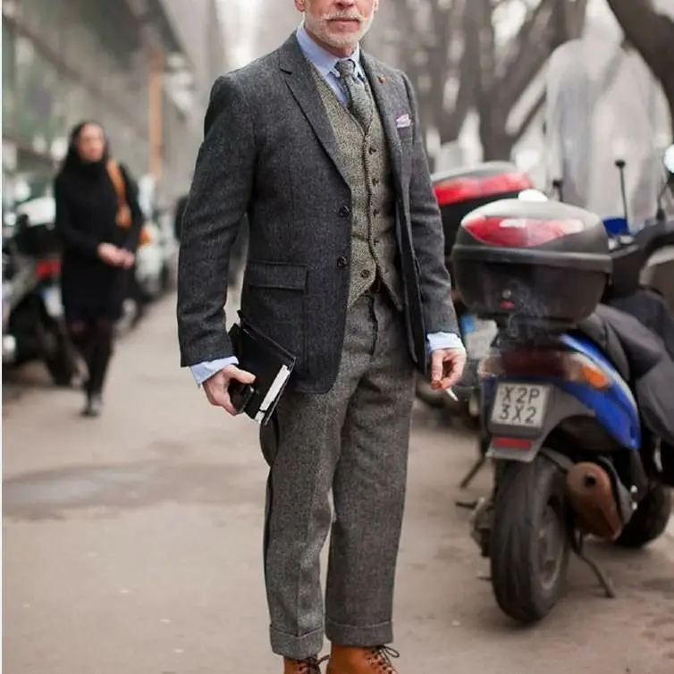 2024 Autumn Winter British Style New Solid Woolen Casual Large Size Suit Pants Men Retro Loose Straight Office Pants  Q23 4