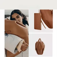 Large Capacity Wing Bag Crossbody Handbag Retro European American Niche Bucket Armpit Tote Bag Fashion and Elegant Classic Style 2