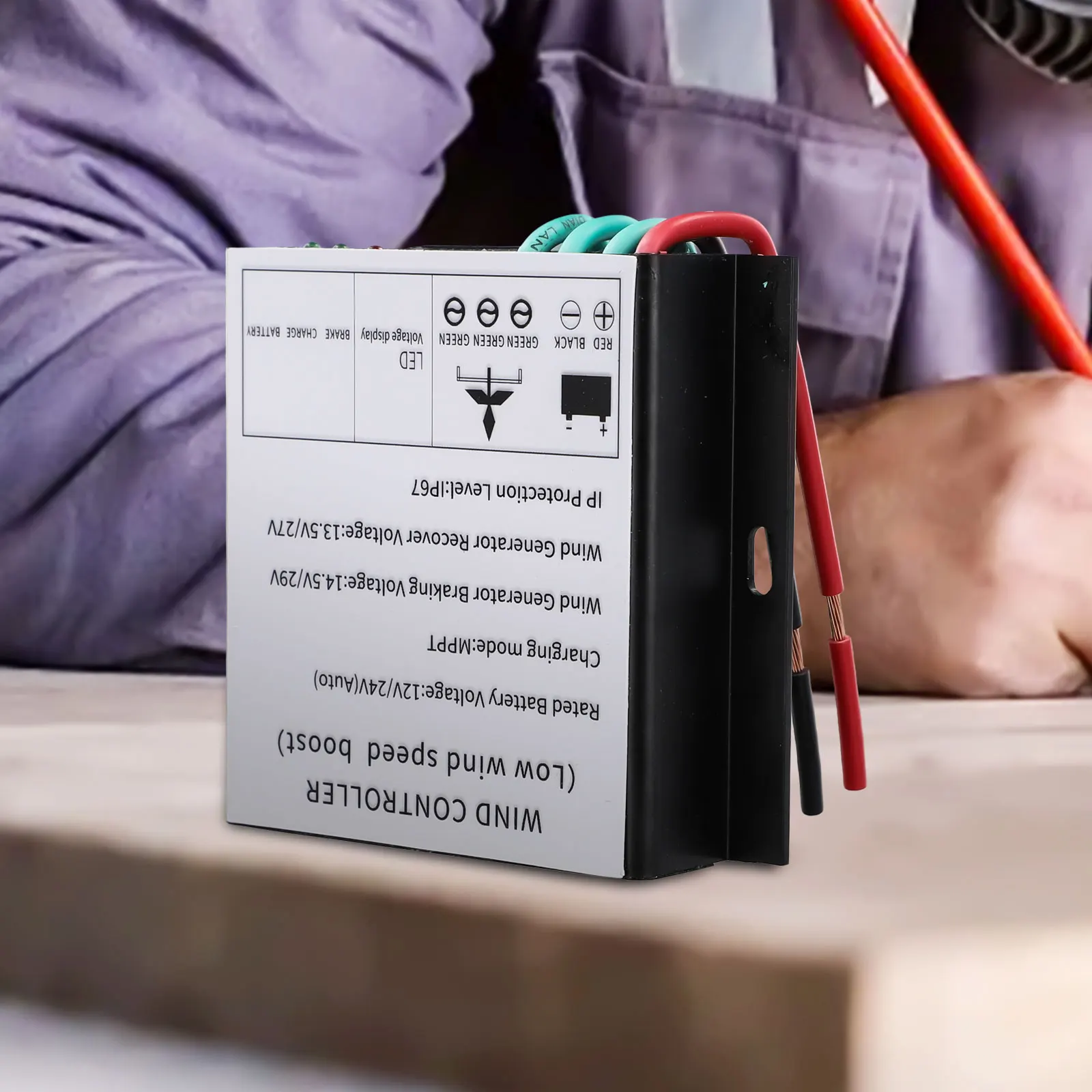 혁신적인 MPPT 풍력 터빈 컨트롤러, 부스트 충전 용량, IP67 방수, 안정적이고 안전한 발전