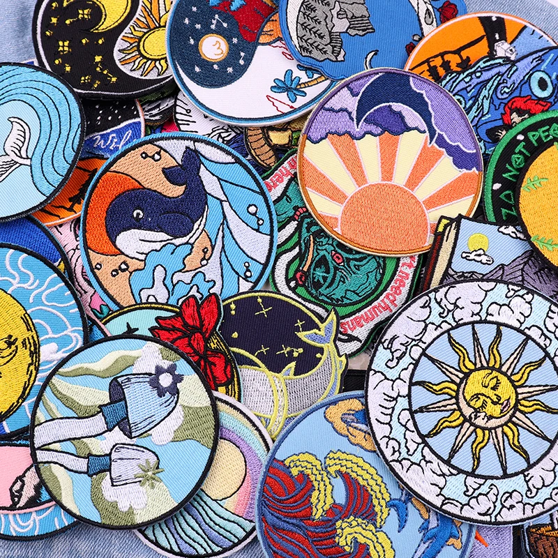 

10/20/30/40/50PCS Random Embroidered Patches DIY Wave Alien Patch Iron On Patches For Clothing Mountain Adventure Patch Stickers