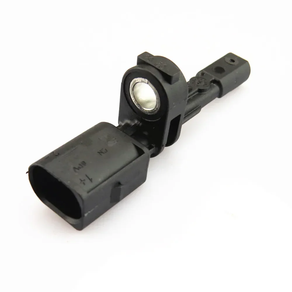 1Pcs New ABS Speed Sensor For VW Golf 7 MK7 Passat B8 Touran Tiguan A3 S3 RS3 Q2 TT Seat Leon Ateca Superb WHT 003 864