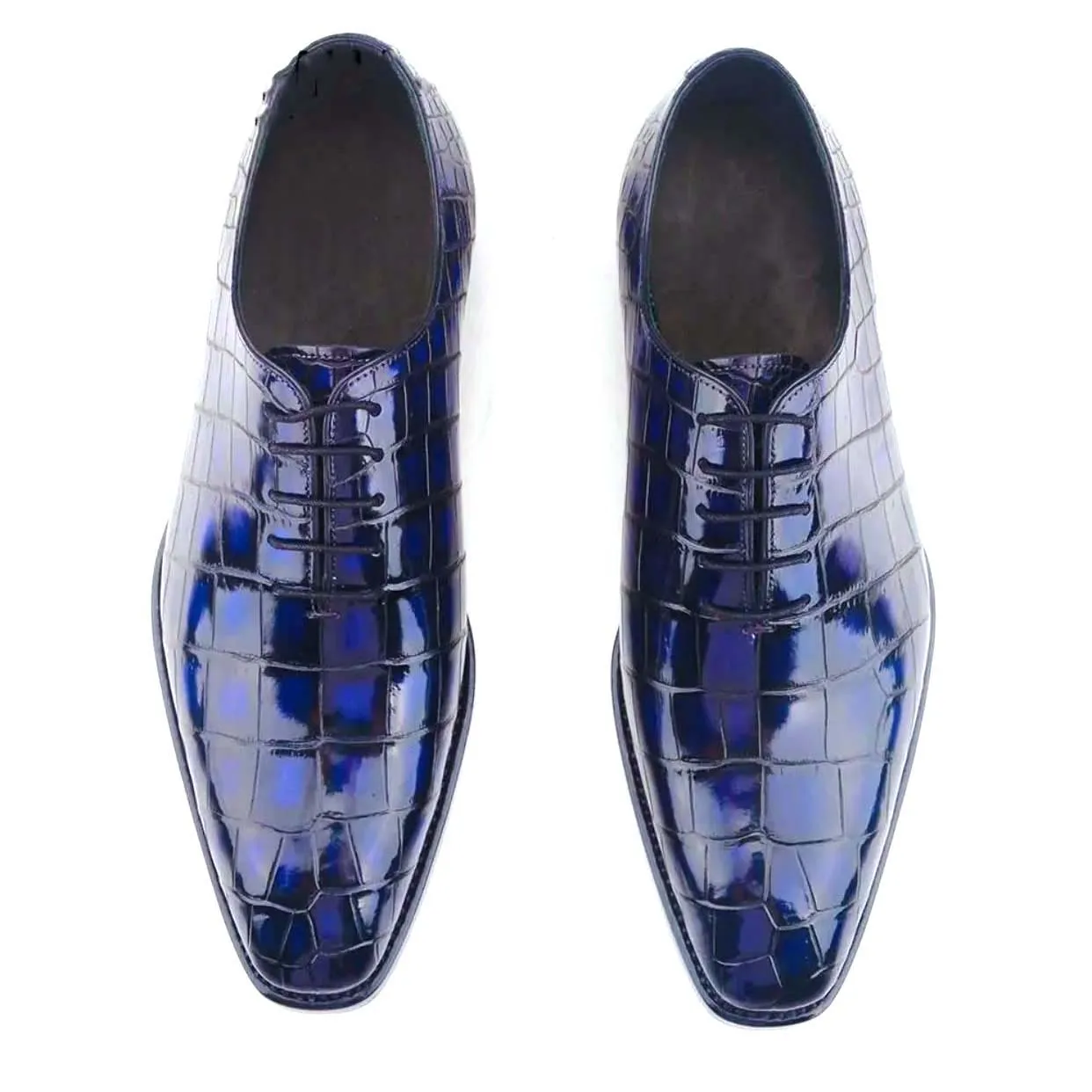 Рисунок 2 - Мужские классические туфли chue