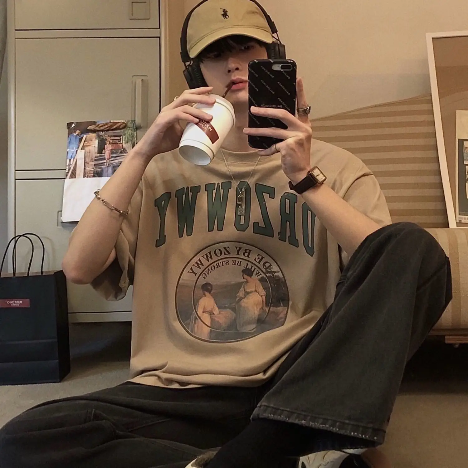 

American retro character letter printed short-sleeved T-shirt for men summer new Korean style loose round neck half-sleeved tops