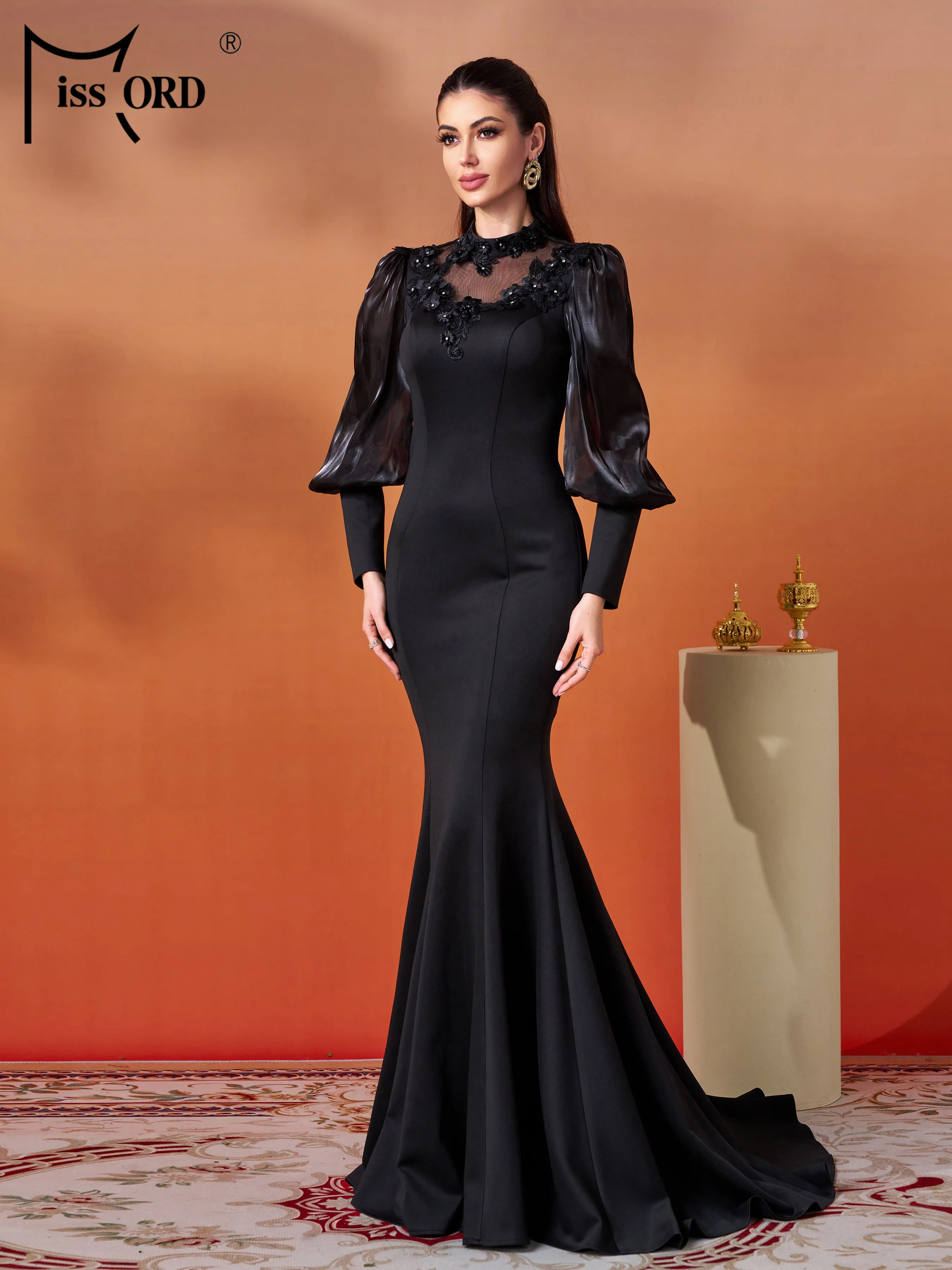 Missord جديد جولة الرقبة فانوس الأكمام السوداء حور...