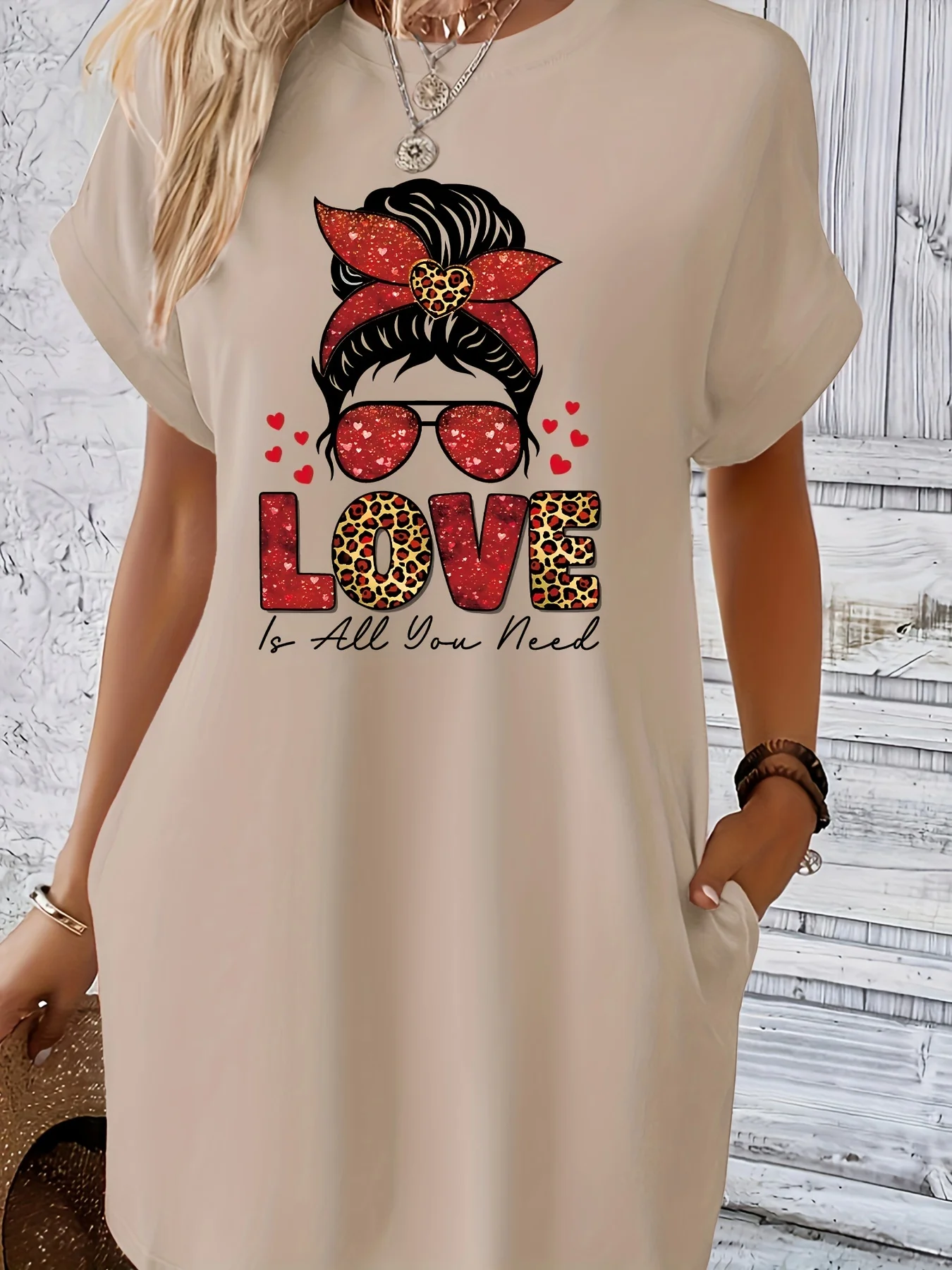"Love Is All You Need" Women's Casual Pocket Dress - Light Green Sfe1b3ff001c245e798163eb1b3d2ff6bN