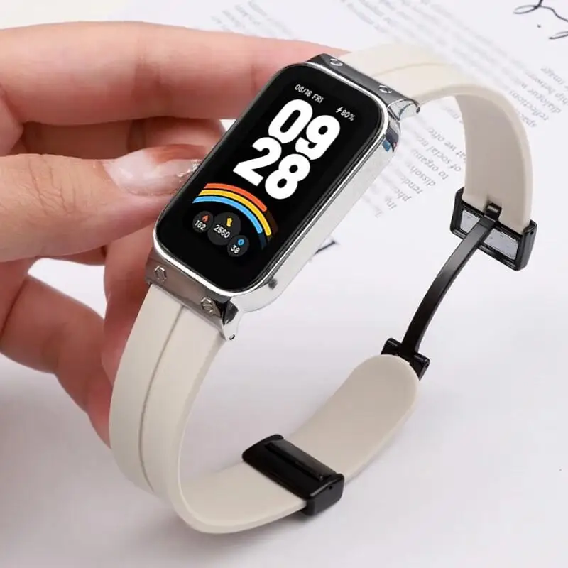 Magnetic Silicone Strap - Premium Wristband Accessory