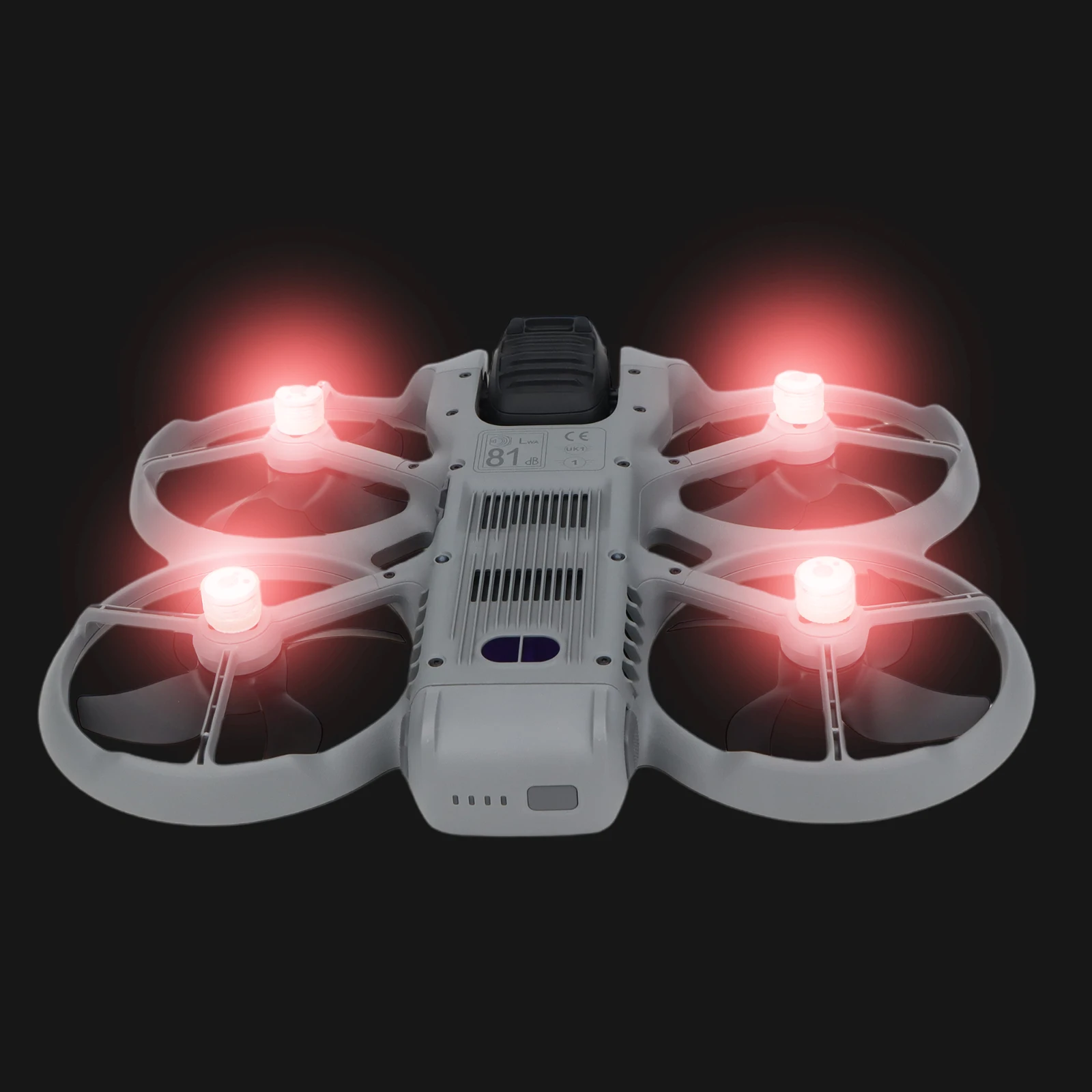 Détail de la fixation de la lampe flash d'avertissement pour vol de nuit sur un bras de drone MAVIC