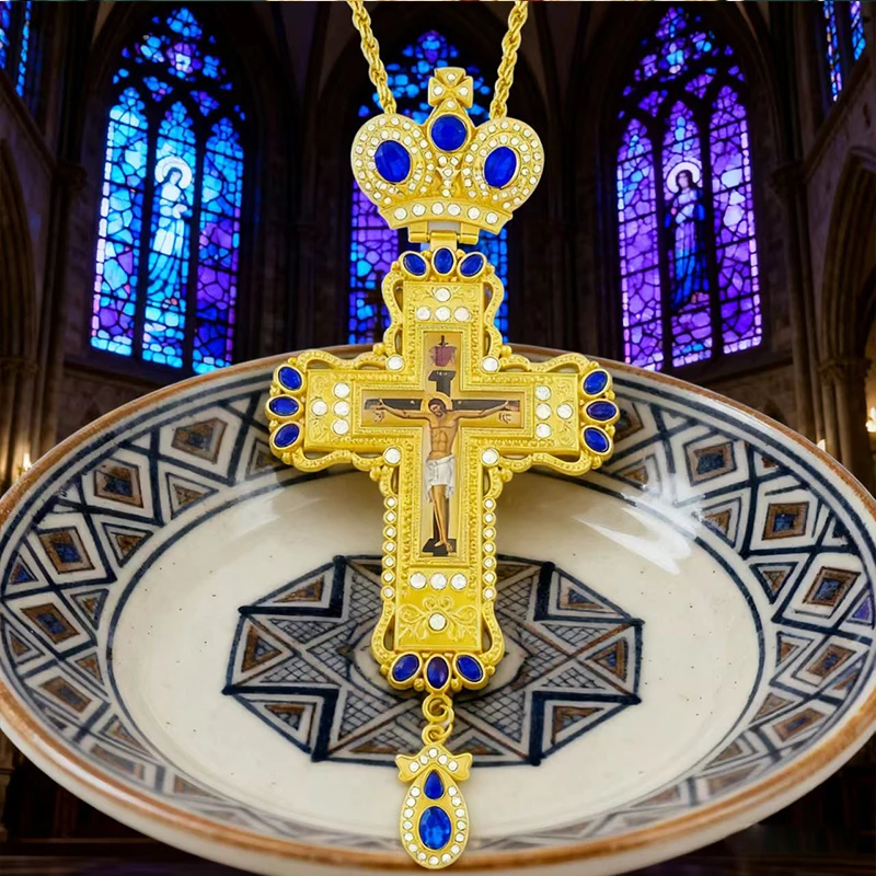 Neues, mit Edelsteinen verziertes orthodoxes Pektoralkreuz, vergoldet mit Kristall, Kruzifix-Ikonen-Halskette für Priesterliturgie und Andacht – Detail 3