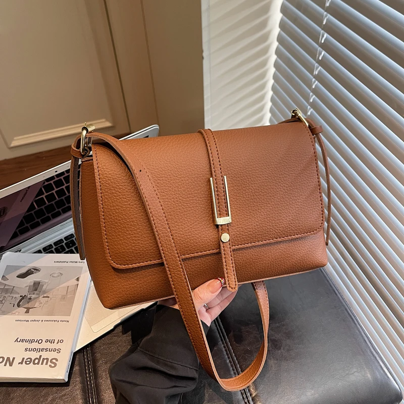 Umschlag Tasche Frauen Mode Unterarm Handtasche Solide Pu Leder Schulter Messenger Tasche Damen Elegante Achselhöhle Geldbörse Einfache Flap Bag – Detail 3