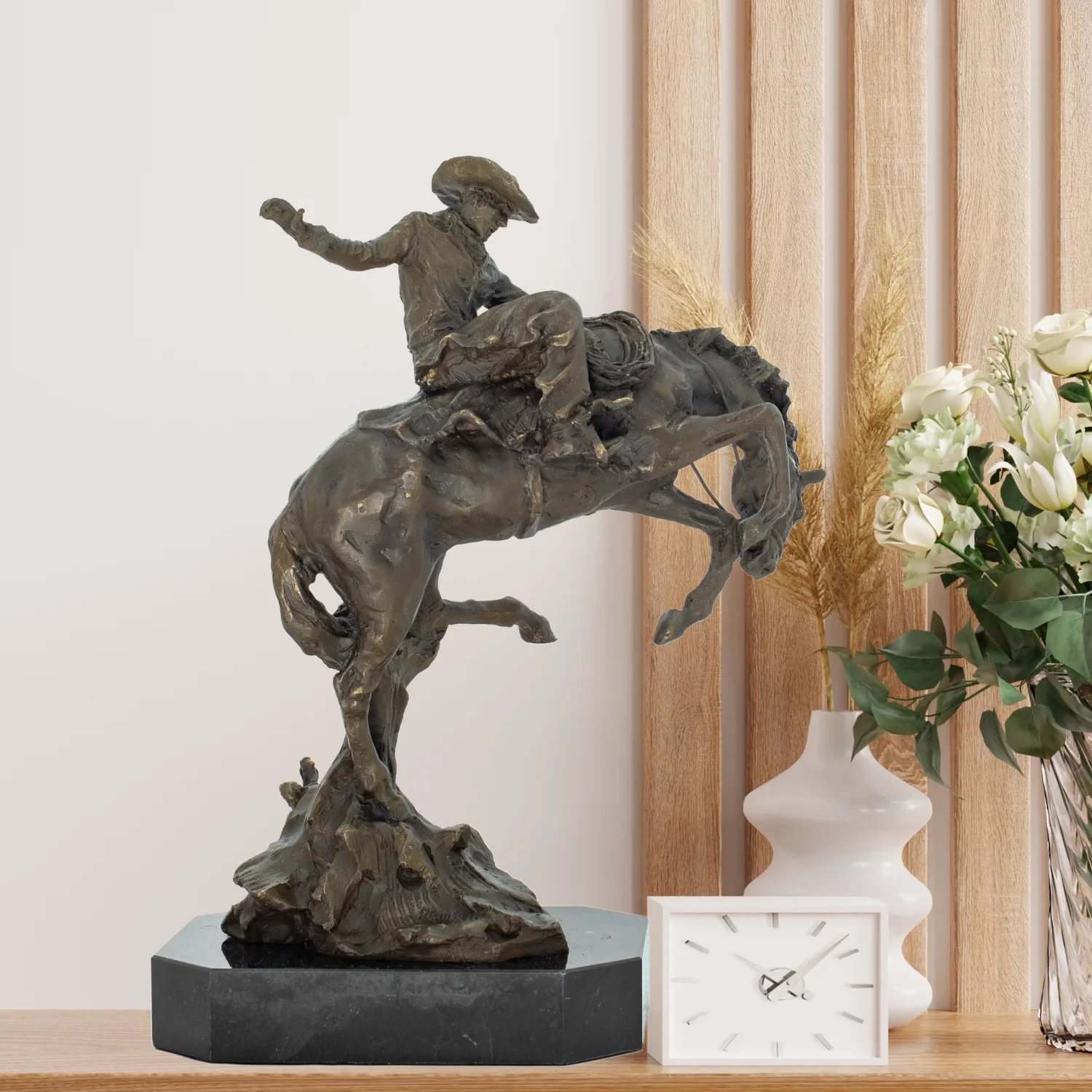 西洋美術ブロンズカウボーイ馬像にインスピレーションを得た有名な