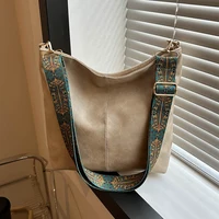 Wide Geometric Strap Shoulder Bag Large Capacity Crossbody Bags For Women,Retro Pu Leather Women’s Bag For Shopping Travel