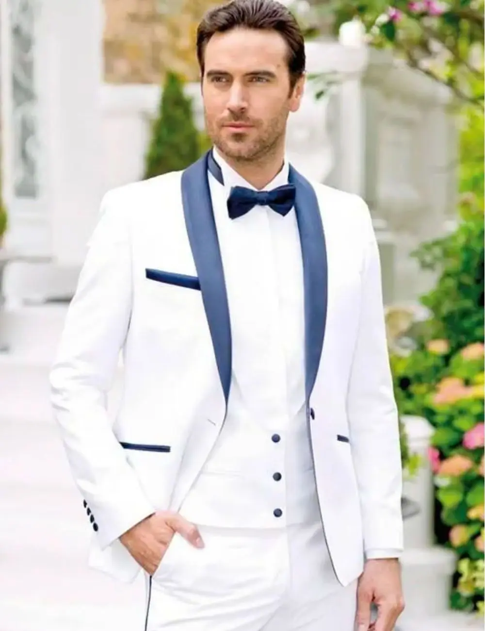 New Arrivals One Button White Groom Tuxedos Shawl Lapel Groomsmen Best  Mens Wedding Suits (Jacket+Pants+Vest)