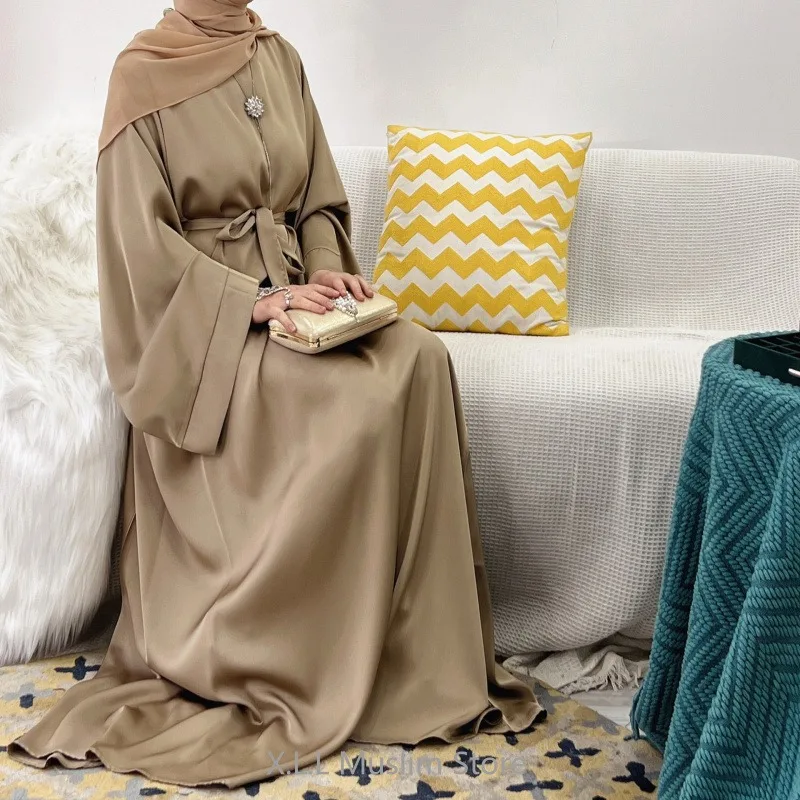 Plain Elegant Eid Ramadan Dubai Turkey Dresses Modest Loose Robe Femme Musulmane Kaftan Muslim Women's Prayer Garment (No Scarf)