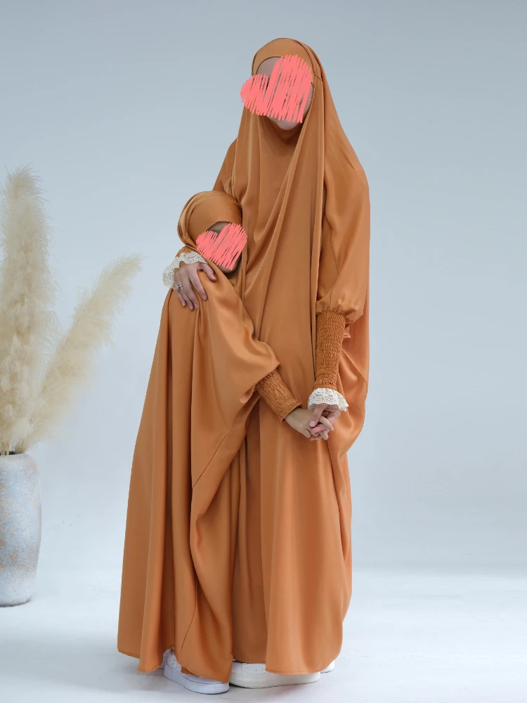 

Hooded Abaya Kids Girls Jilbab Satin Muslim Women Childen Long Khimar Prayer Dress Ramadan Eid Islamic Clothing Dubai Turkey