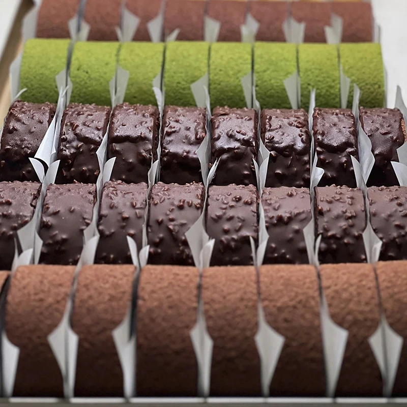 100 Sheets Non-Stick Cake Roll Side Liners, Oil-Proof Baking Parchment Strips for Cake,... - SKU NCRS1542 - UGI Packaging