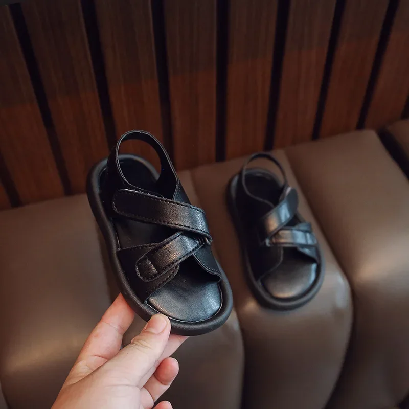 2024 Summer Kids Beach Shoes Children Soft Leather Sandals Simple Style Unisex Boys Girls Casual Sport Sandals Size 22-37 2