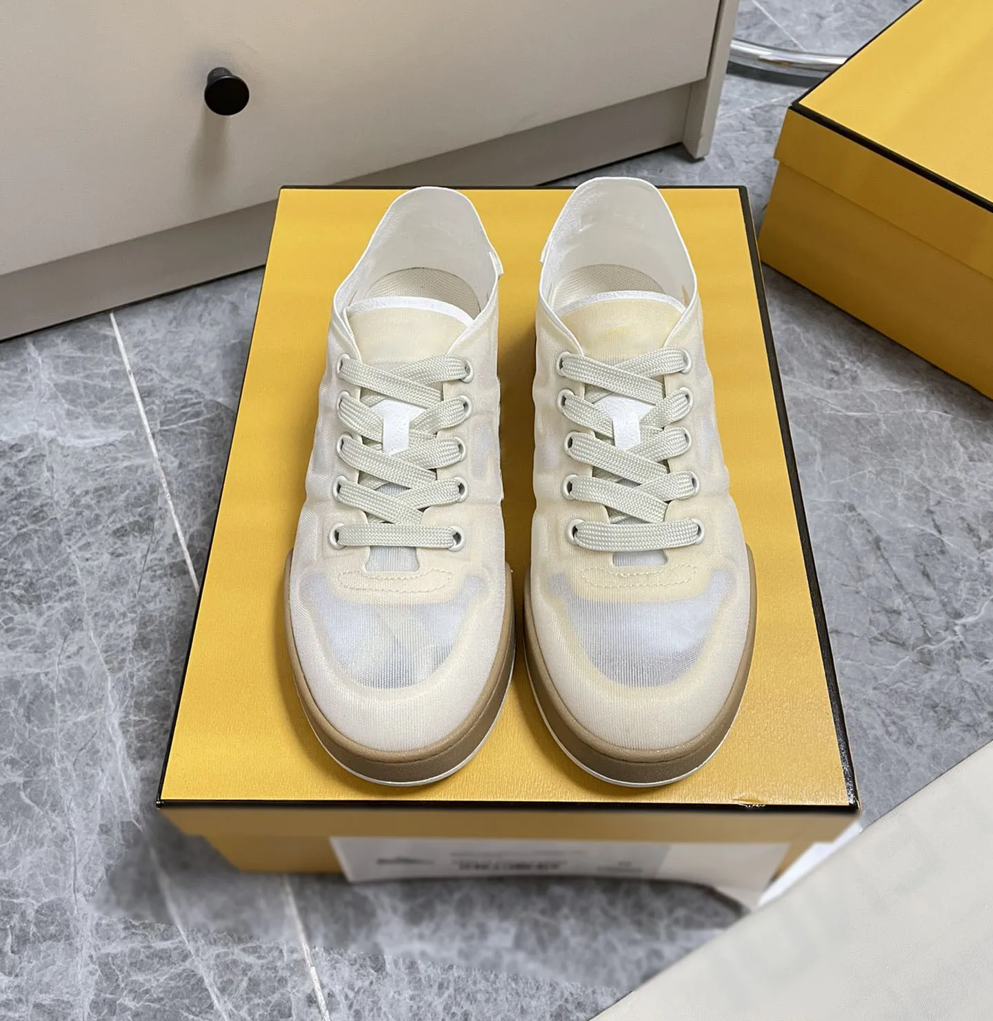 Spring/Summer New Mesh Colored Sports Shoes, Casual Women's Shoes, Versatile Round Headed Lace up Board Shoes