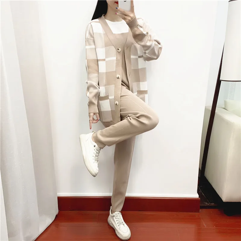 

Autumn Winter Plaid Knit Women's Tracksuit Cardigan sweater coat + short sleeved top + Solid Harem Pants 3 Piece Set Women
