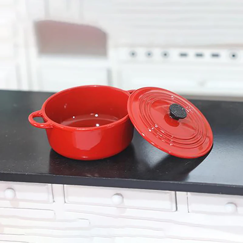 Set De 3 Piezas De Cocina En Miniatura - Cacerola, Tetera Y Olla De Sopa De Metal Dorado Para Casa De Muñecas