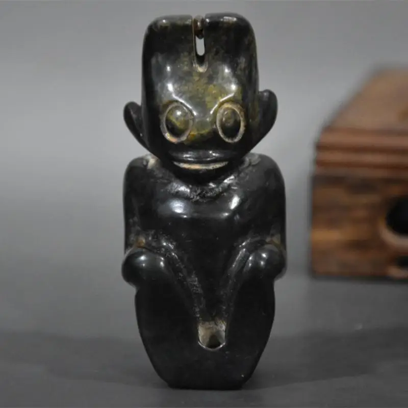 

Hongshan Culture Antique Black Iron Meteorite Amulet Sun God Mascot Pendant Carved Statue Collection Decoration