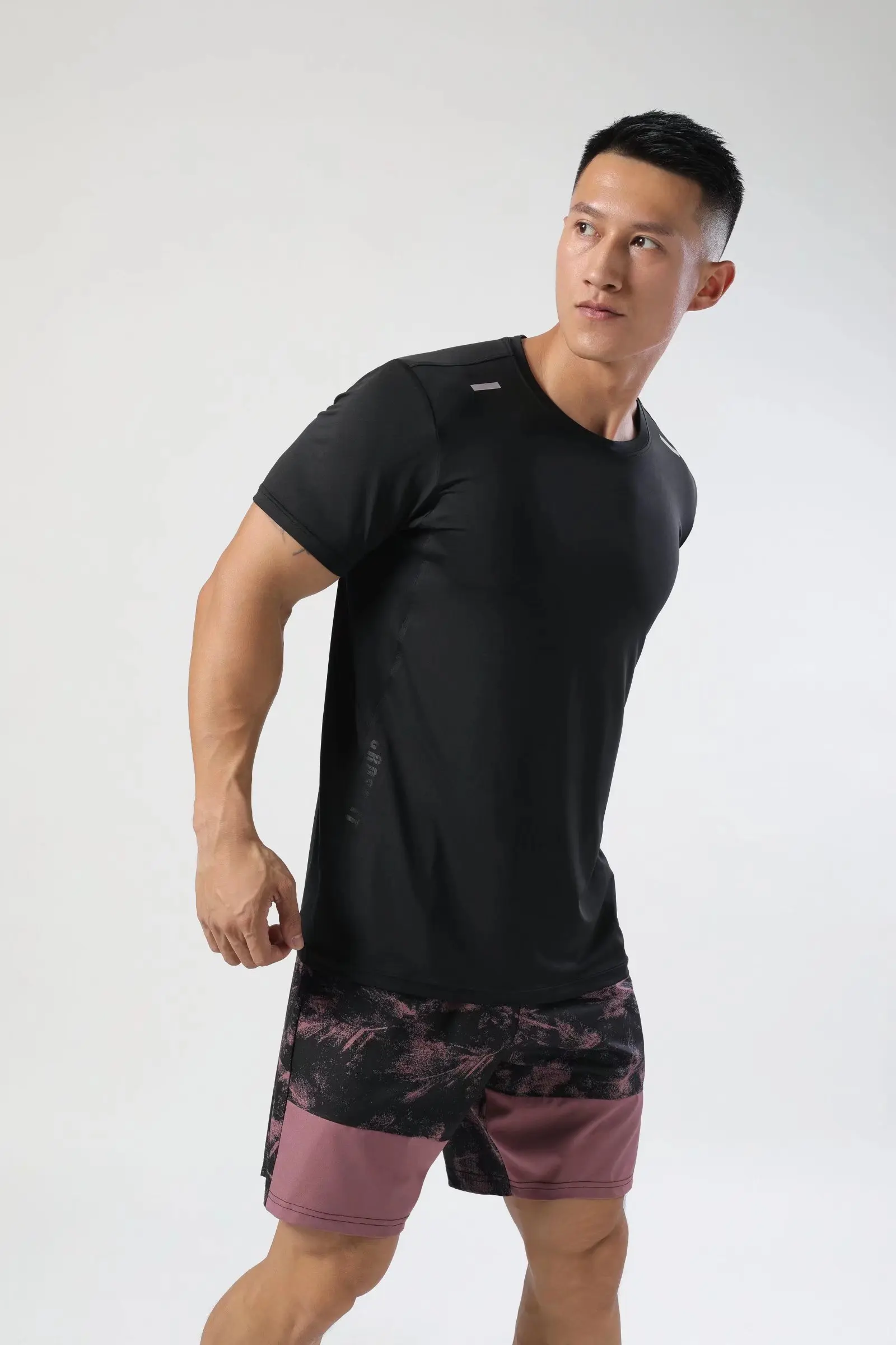 Summer Compression Breathable Short Sleeve Men Running Fitness Tshirt Elastic Quick Dry Sports Bodybuilding Training Shirts