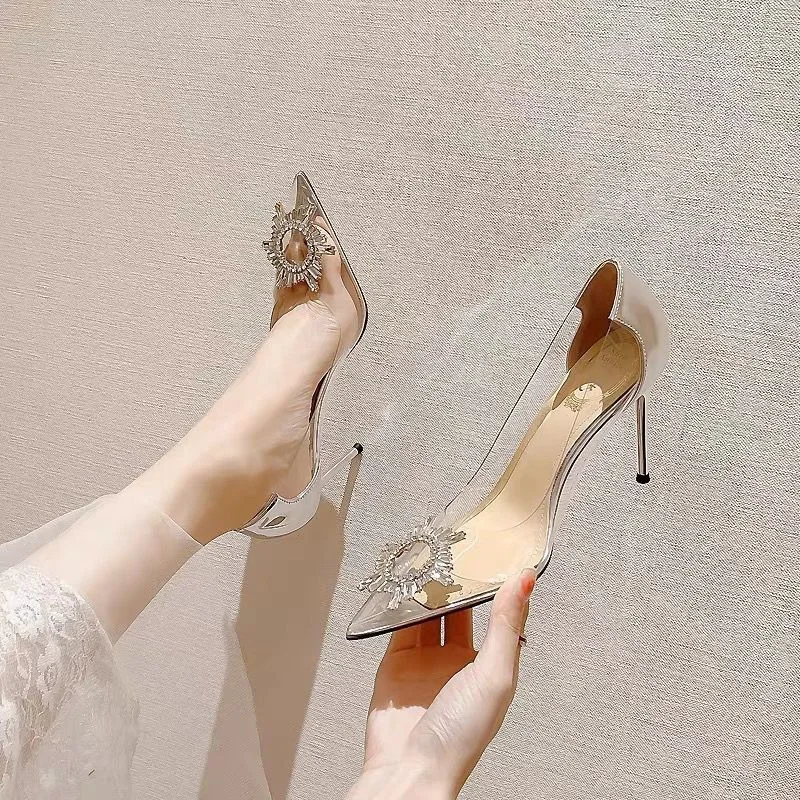 2022 Designer Heels Sandals Woman Summer Shoes Luxury Crystal Slippers Sexy Pointed Toe High Heels Dress Party Shoes Fashion New