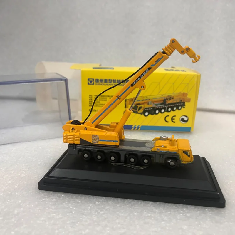 

Модель крана из сплава 1:87 XCMG XCA350 Ton