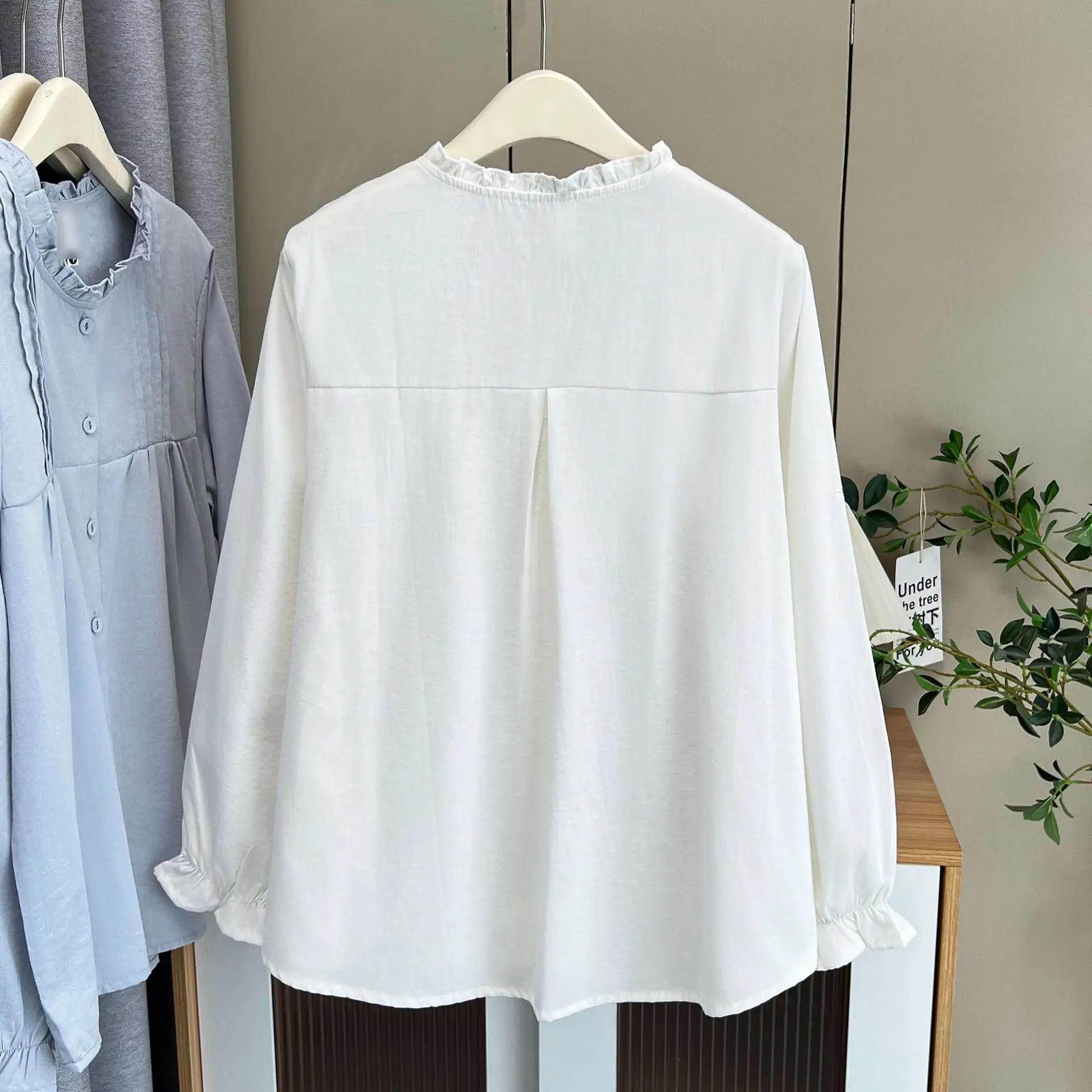 Fashion Plus Size Women's Blouses 2025 Autumn Style Ruffle Collar Long Sleeve Shirt Stylish Fold Top 011