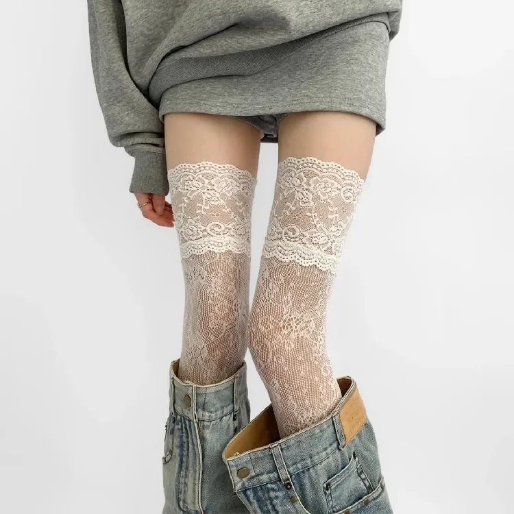 Frühling Sommer Ultradünne Sexy Spitzenstrümpfe für Frauen Dünne graue kniehohe Strümpfe mit ausgehöhlter Spitze JK Stiefel Niedliches Spiel – Detail 4