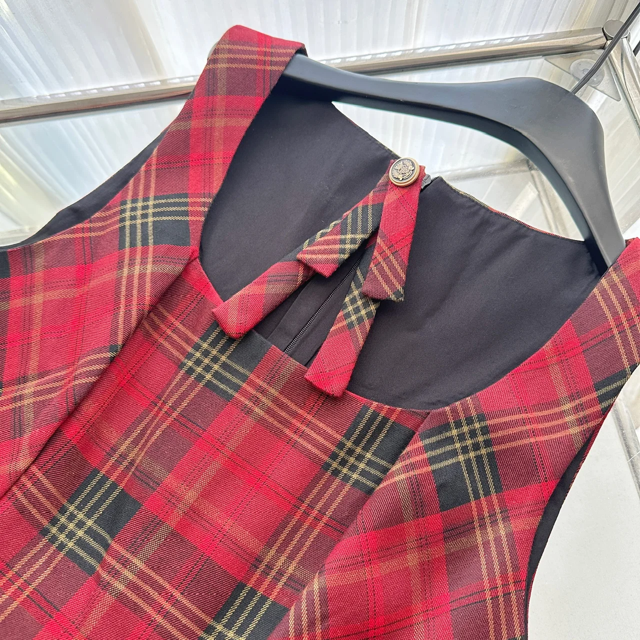 French Vintage Two-piece Dress Set Women Flare Sleeve Shirt Red Plaid Strap Dress A-line Autumn Winter New Christmas Party Dress