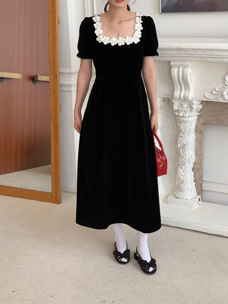 Autumn French Vintage Black Velvet Midi Dresses for Women Puff Sleeves Square Collar A-line Korean Fashion Vestido Mujer New